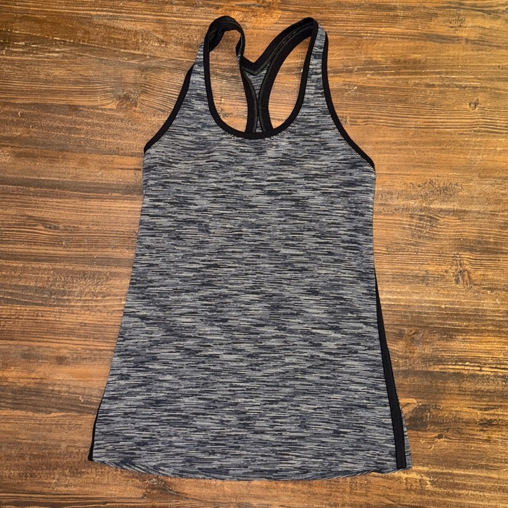 Lululemon tank. Size 12
